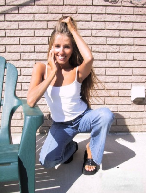 18 year old girl Ami is coerced into losing her virginity by older guy
